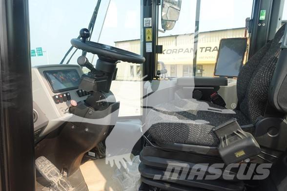 CAT 950GC Kolesové nakladače