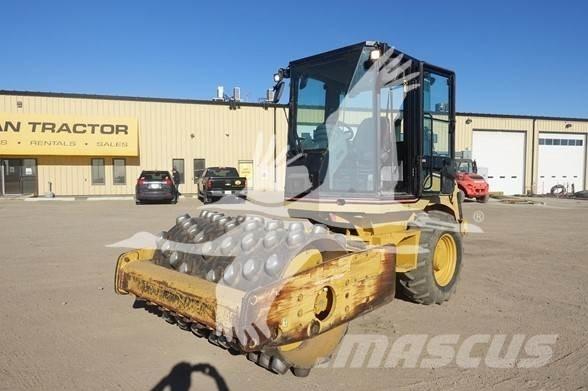CAT CP-433E Ťahačové valce