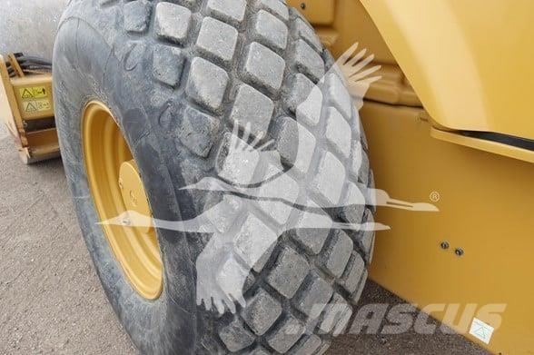 CAT CS56B Ťahačové valce