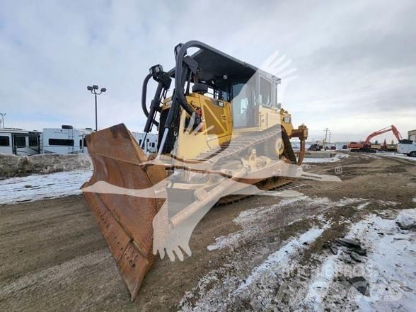 CAT D8T Pásové dozéry