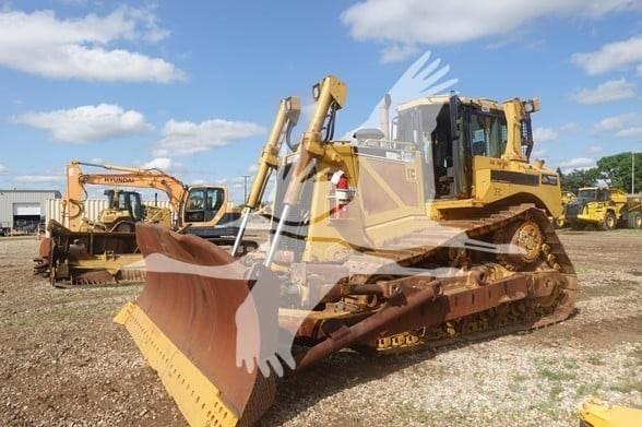 CAT D8T Pásové dozéry