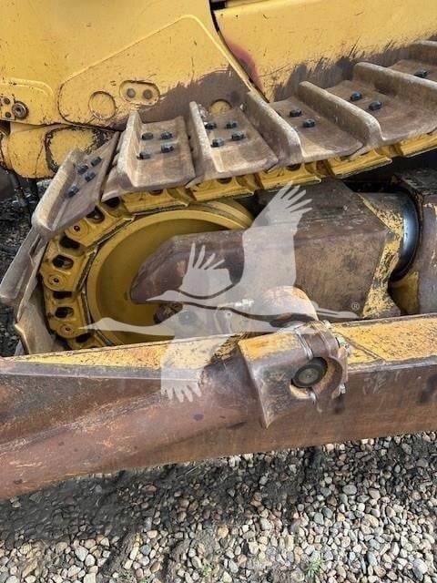 CAT D8T Pásové dozéry