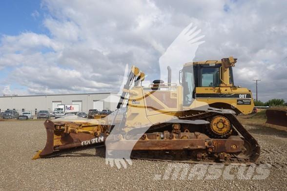 CAT D8T Pásové dozéry