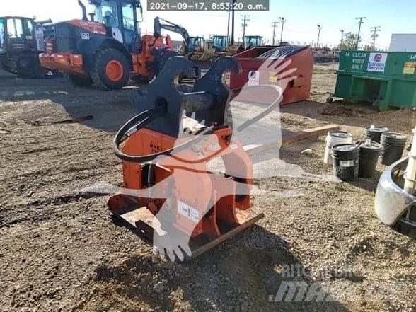 NPK C8C Vlečné vibračné valce