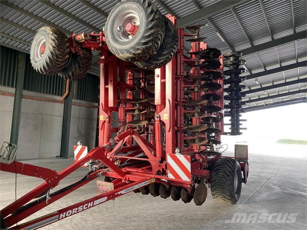Horsch Joker 12 RT Tanierové brány