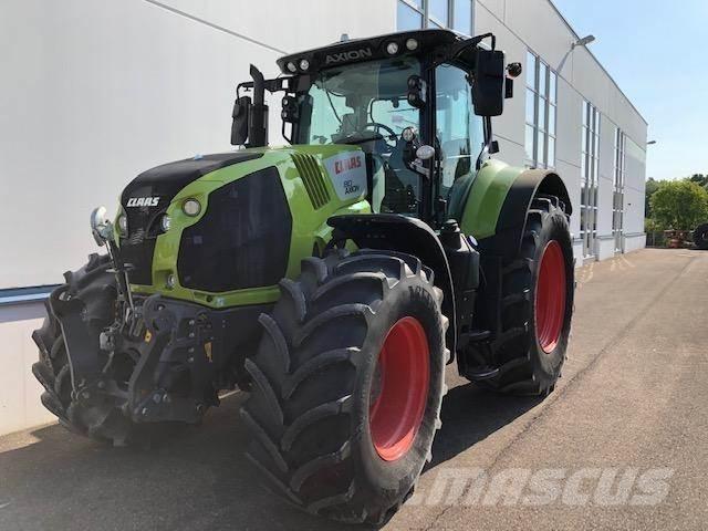CLAAS AXION 810 Traktory