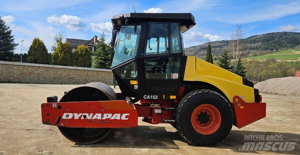 Dynapac CA 152 D Ťahačové valce