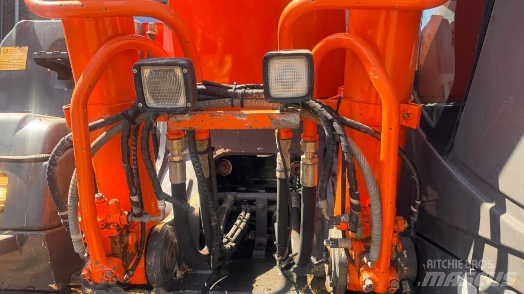 Hitachi ZX 280 LC-3 Pásové rýpadlá