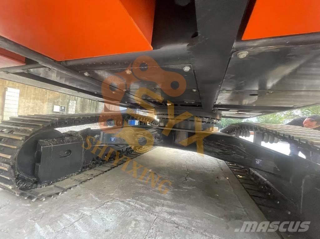 Doosan DX 300LC-9C Pásové rýpadlá