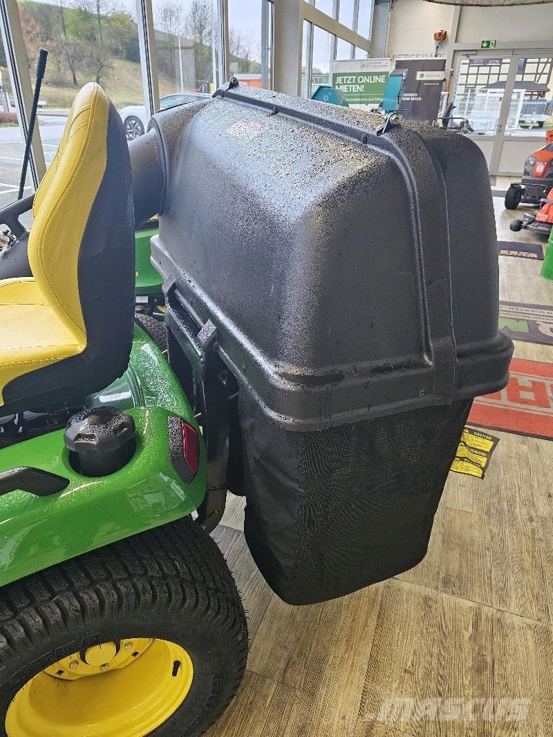 John Deere X590 Žacie stroje