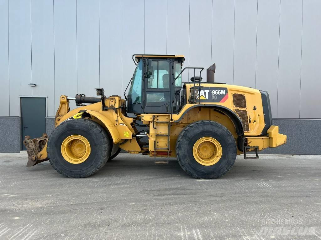 CAT 966 M XE Kolesové nakladače