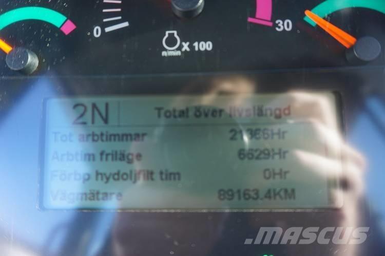 CAT 966K Kolesové nakladače