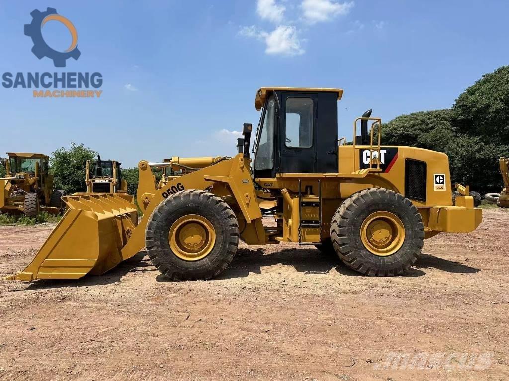 CAT 950G Kolesové nakladače