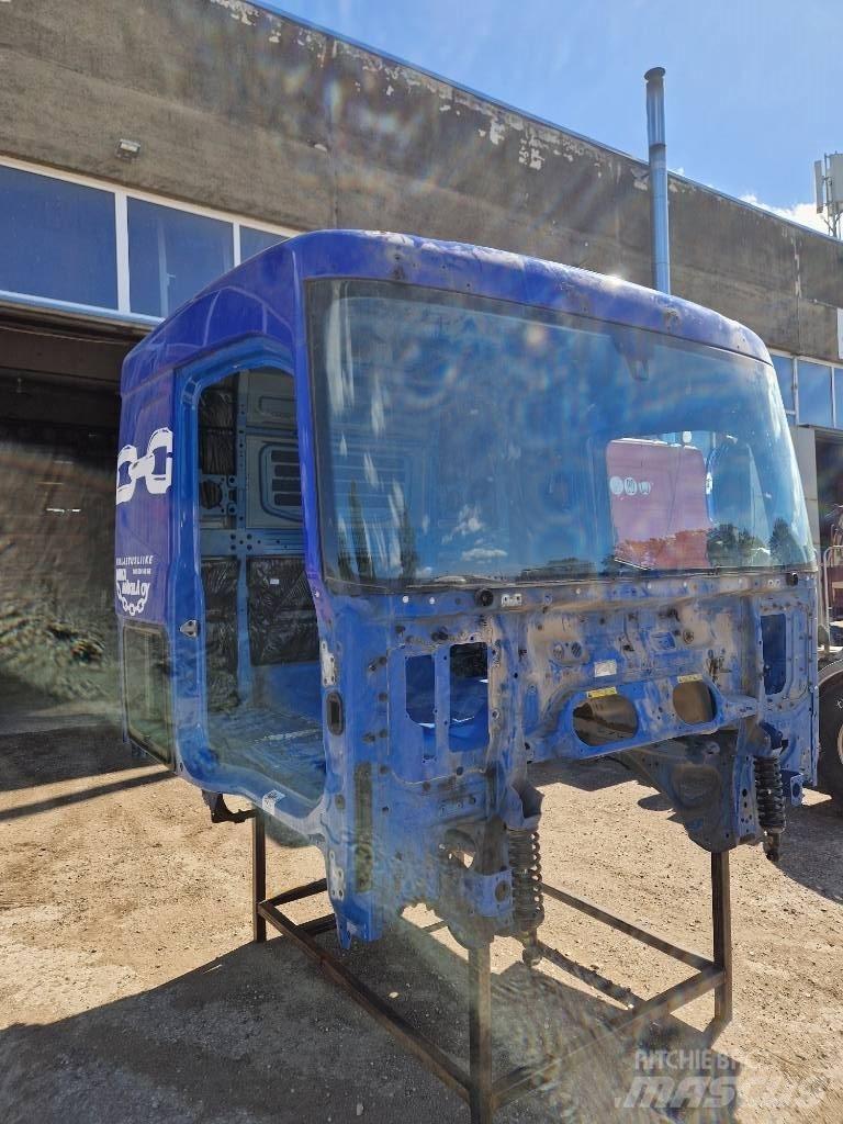 Volvo cab FH 4 500 Kabíny a interiér