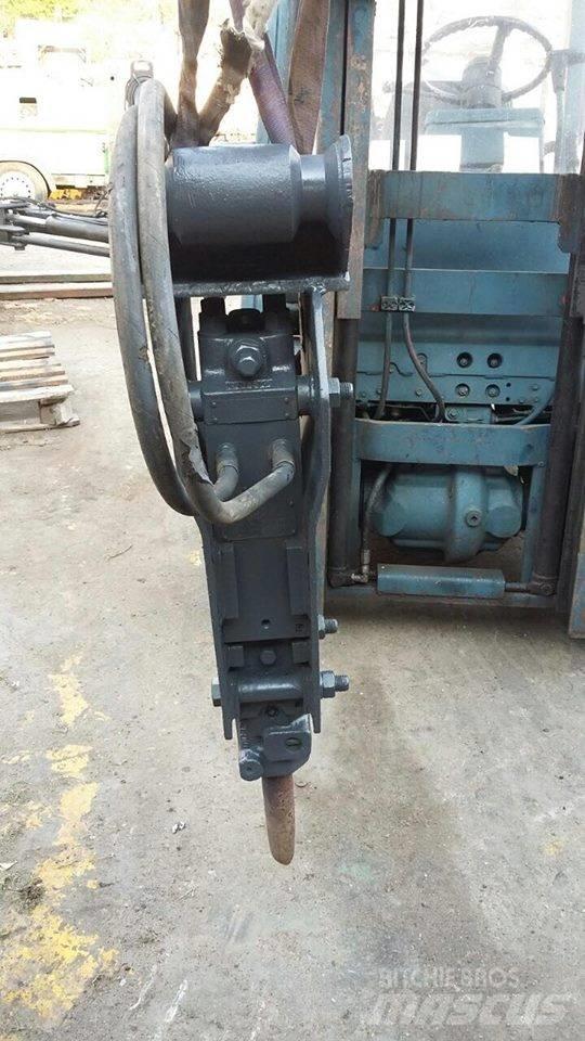 Thomas 150 Hydraulické baranidlá na zatĺkanie pilotov