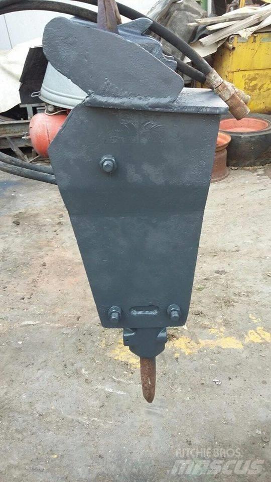 Thomas 150 Hydraulické baranidlá na zatĺkanie pilotov