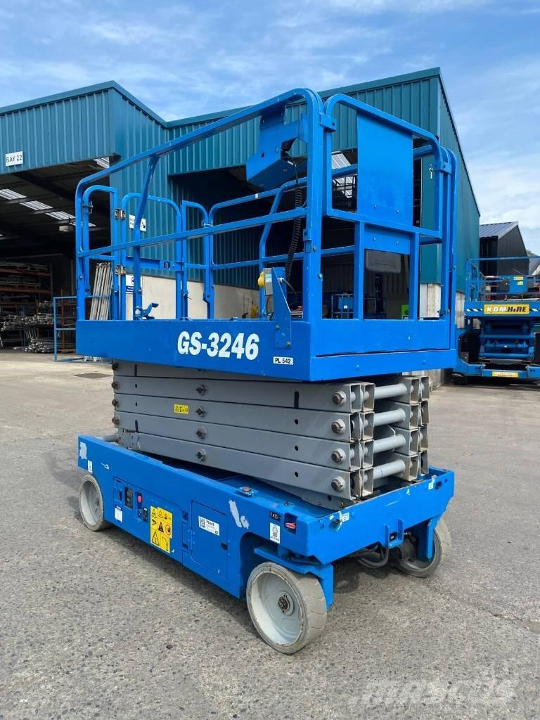 Genie GS 3246 Nožnicové zdvíhacie plošiny