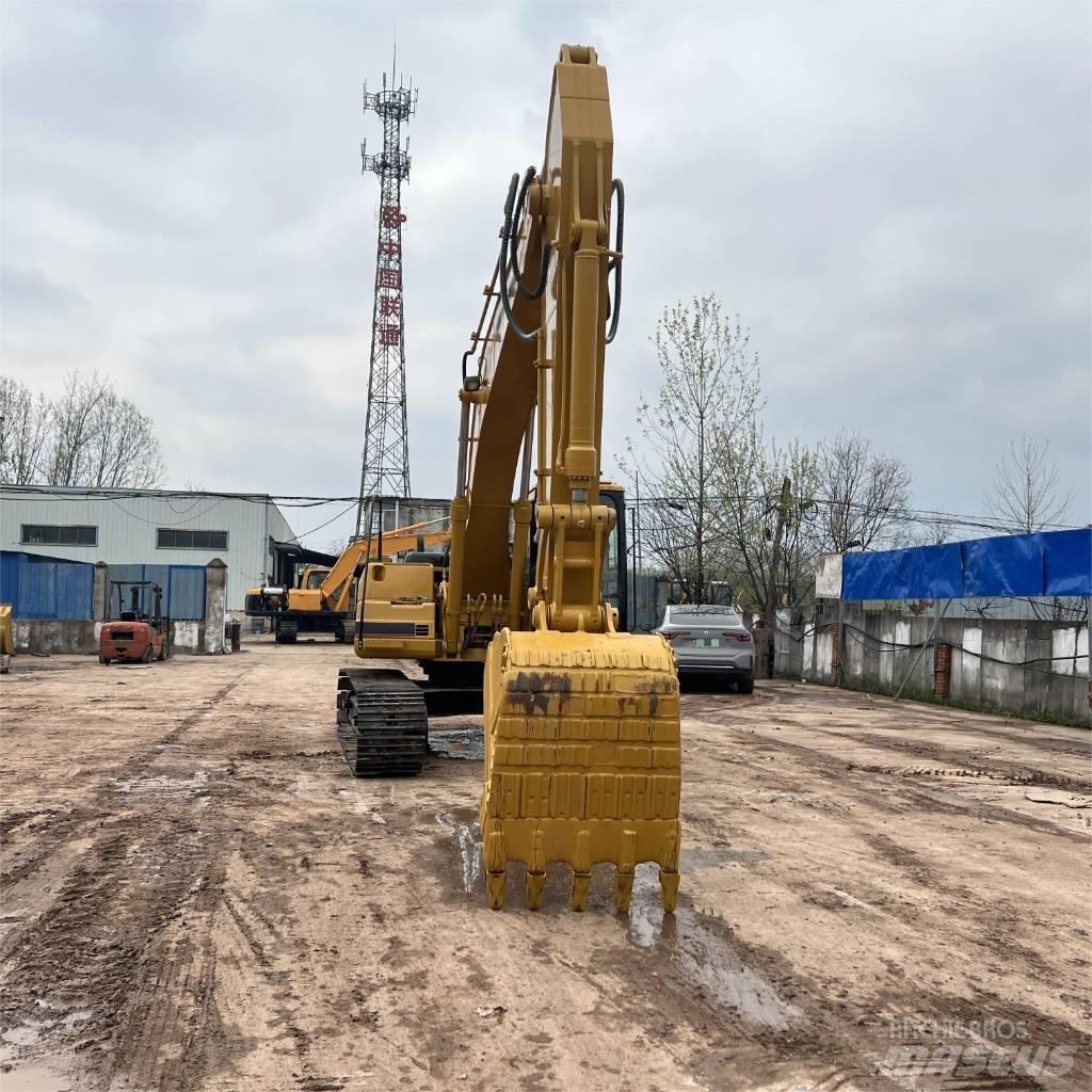 CAT 320 B Pásové rýpadlá