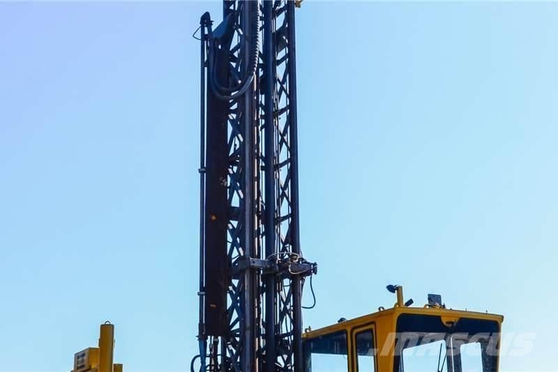 Atlas Copco DM30 Povrchové vrtné súpravy