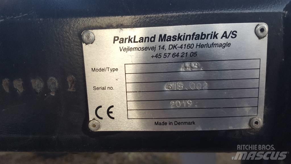 Parkland 443 Lisy na hranaté balíky