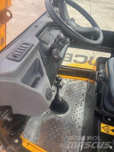 JCB 6 T 2 ST 5 Stavebné sklápače