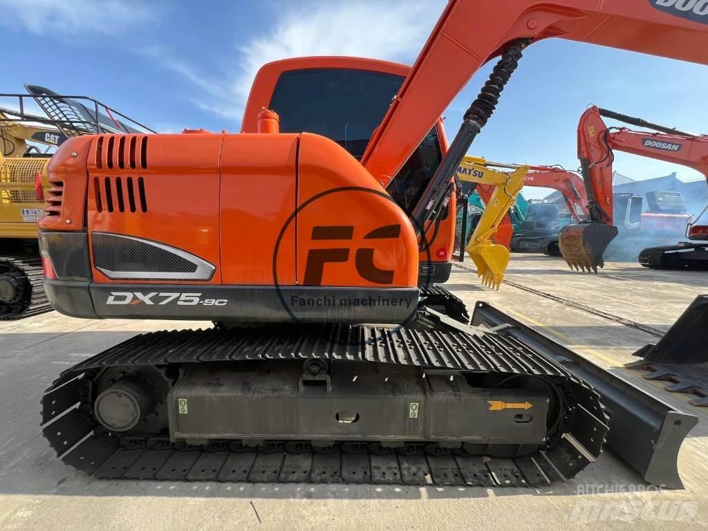 Doosan DX 75-9 C Pásové rýpadlá