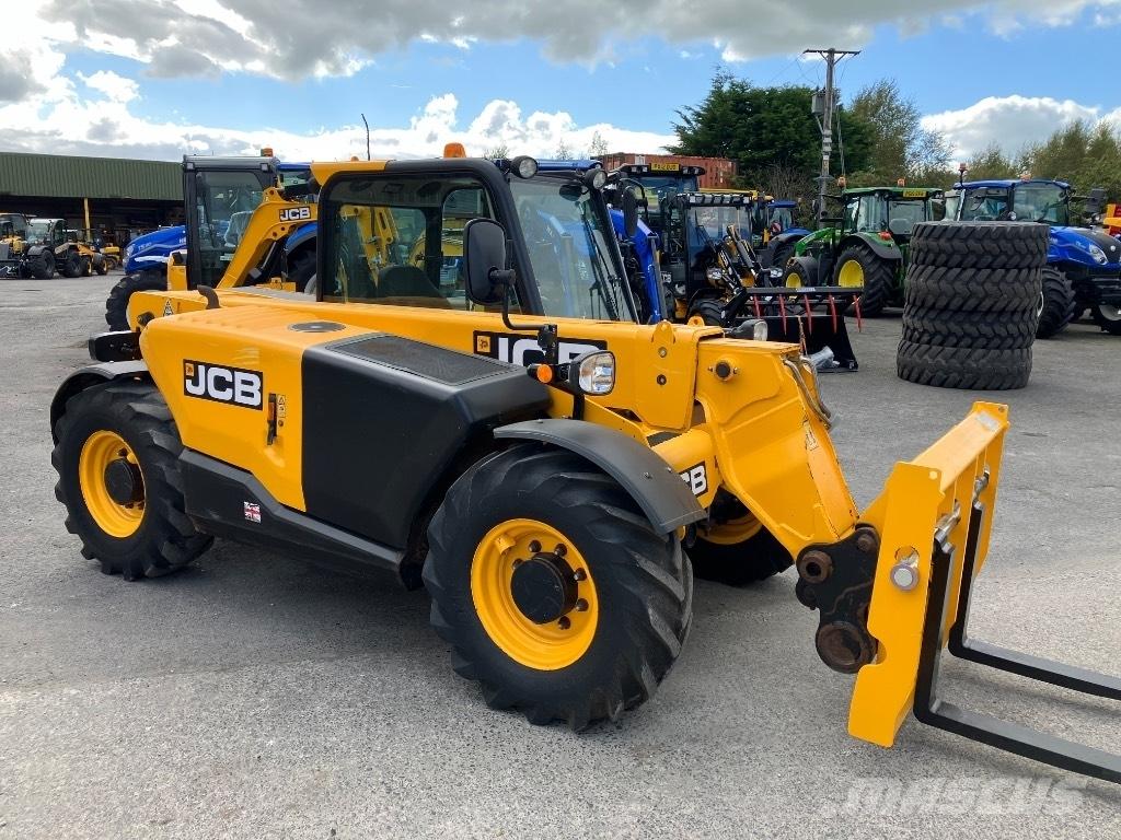 JCB 525-60 Agri Plus Teleskopické nakladače pre poľnohospodárstvo