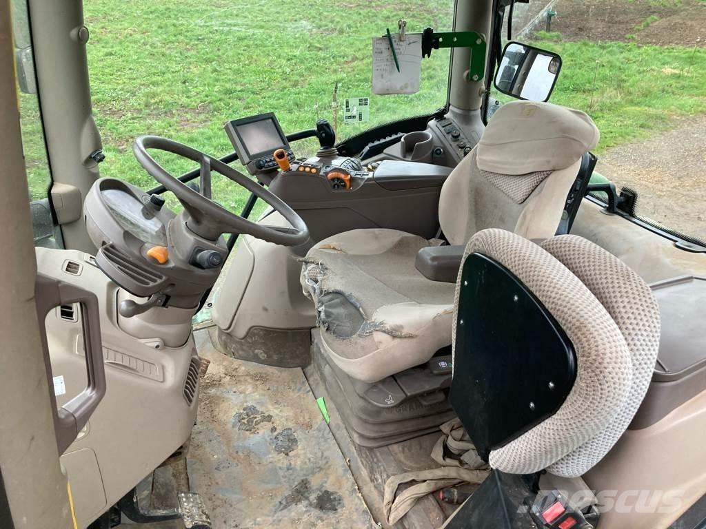 John Deere 6145R Traktory