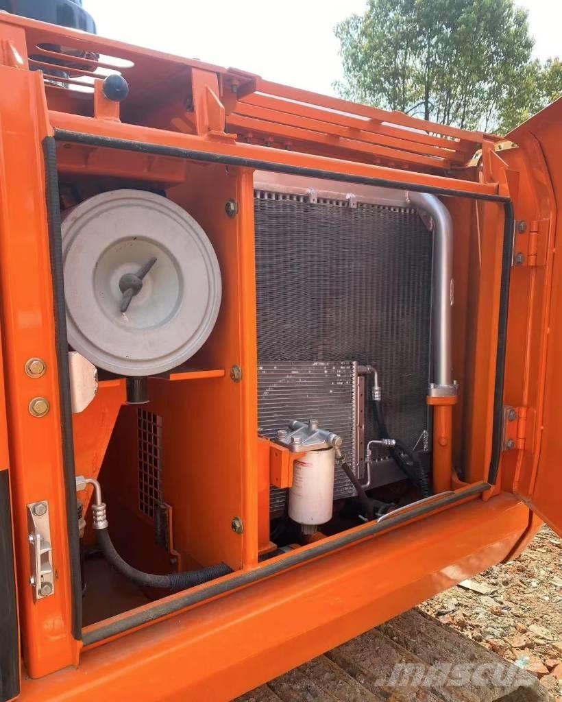 Doosan DH 150 Pásové rýpadlá