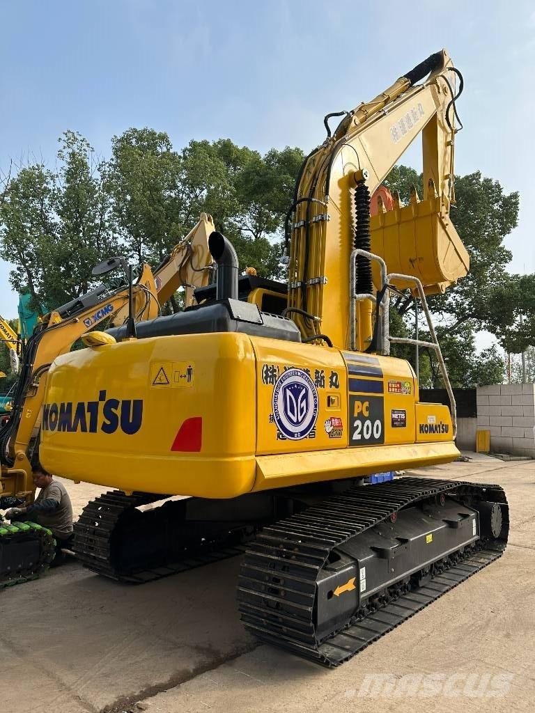 Komatsu PC 200-8N1 Midi rýpadlá 7 t - 12 t