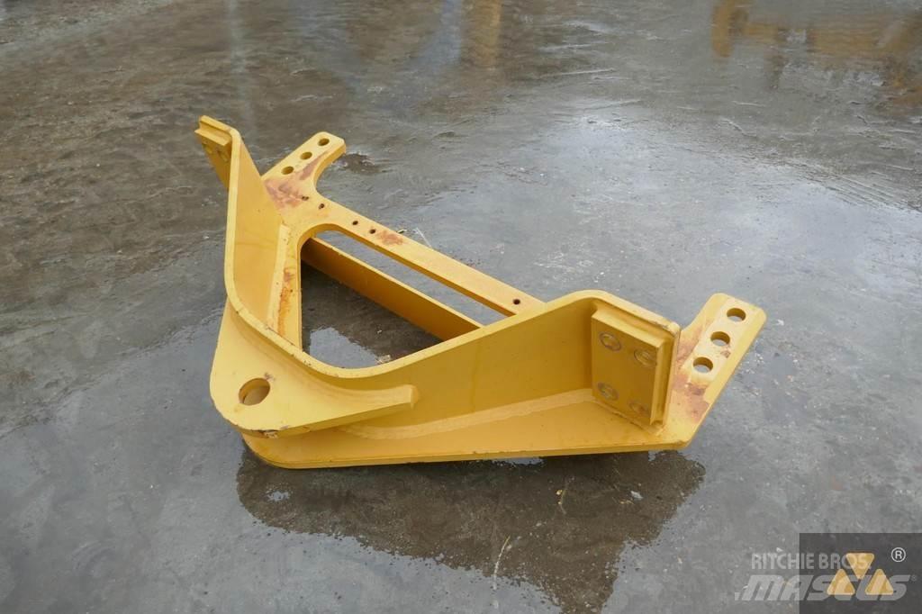 CAT 140M3 Drawbar Doprava – ostatné