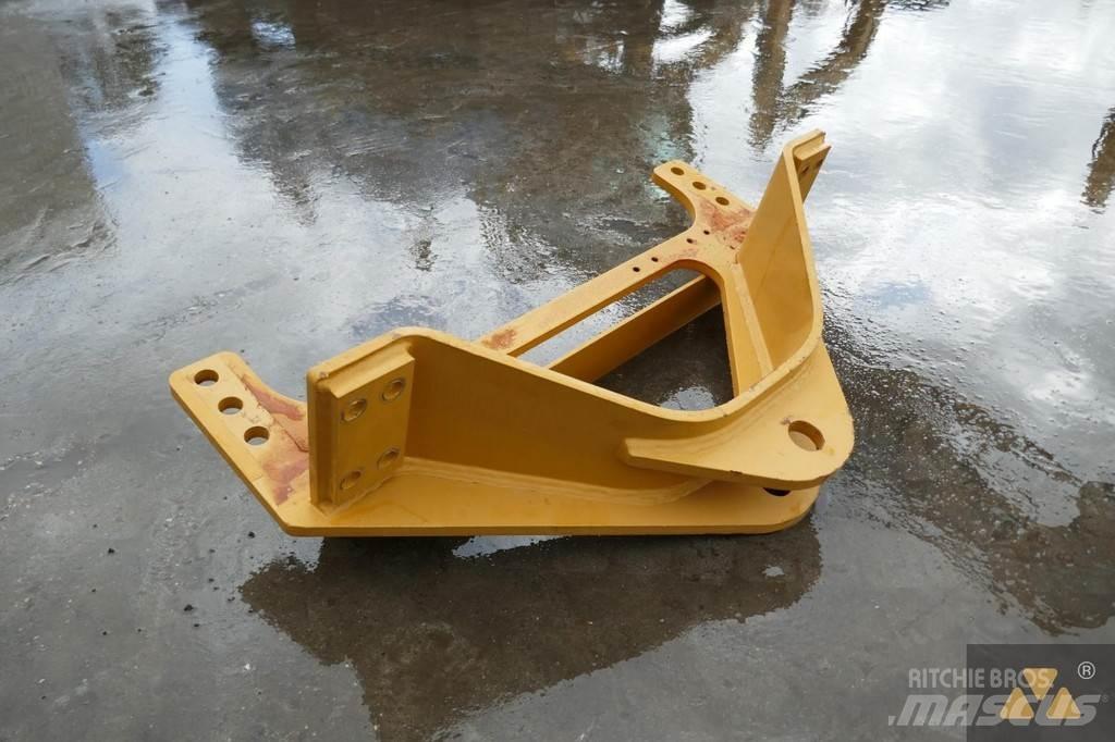 CAT 140M3 Drawbar Doprava – ostatné