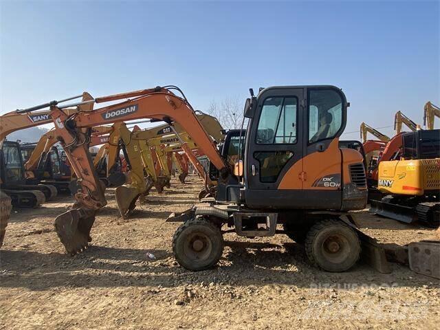 Doosan DX60W Mini rýpadlá < 7t