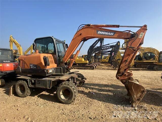 Doosan DX60W Mini rýpadlá < 7t