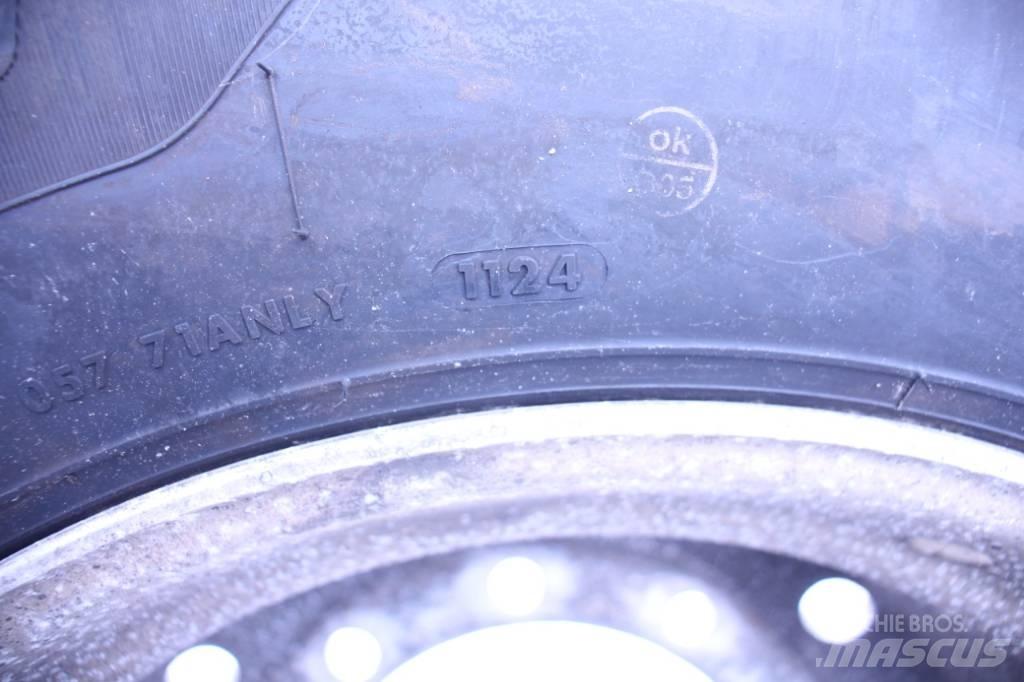 Volvo FH Pneumatiky, kolesá a ráfiky