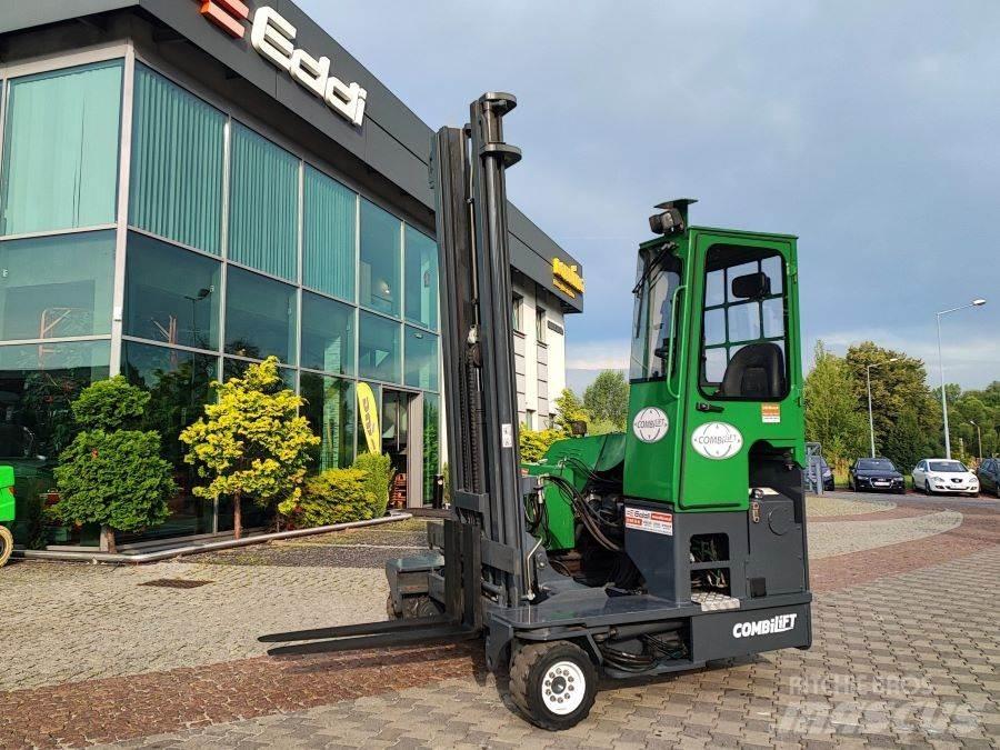 Combilift C4000 4 cestné vysokozdvižné vozíky