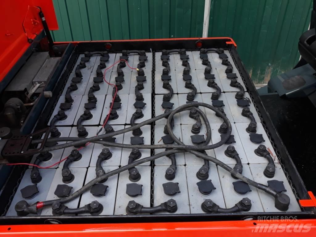 Toyota FBMF30 Akumulátorové vozíky