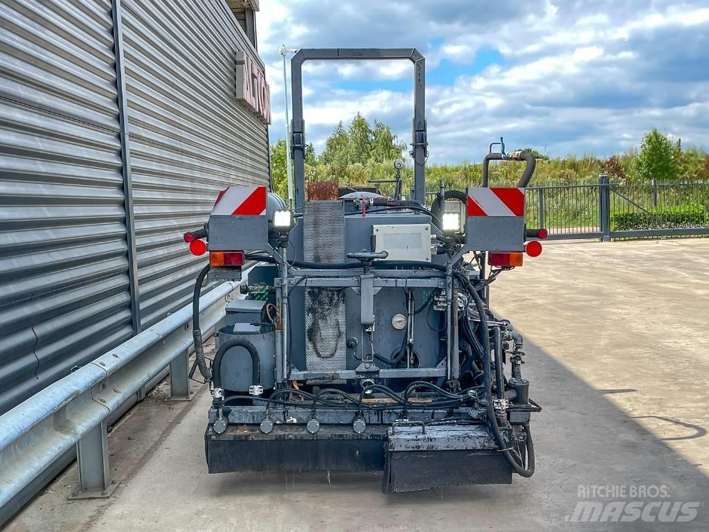 Weiro TM 804 SH Rozstrekovače asfaltu