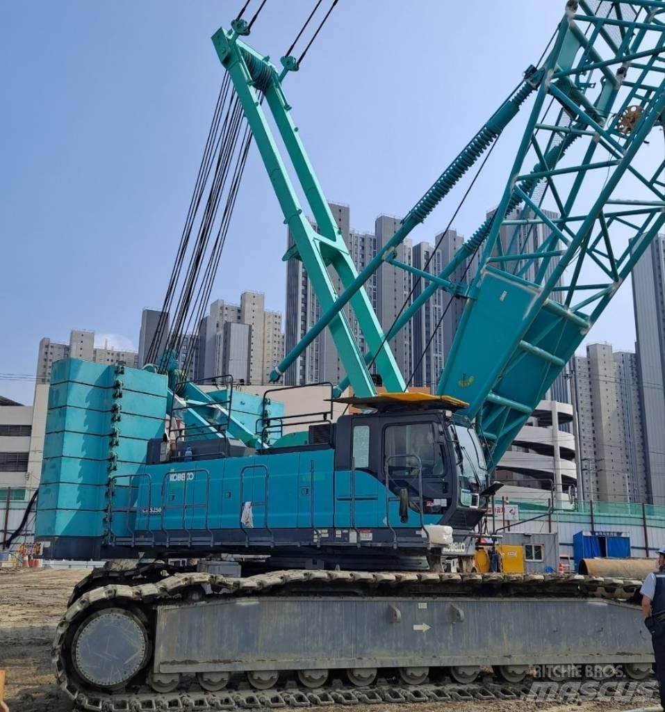 Kobelco CKS 2500 Pásové žeriavy