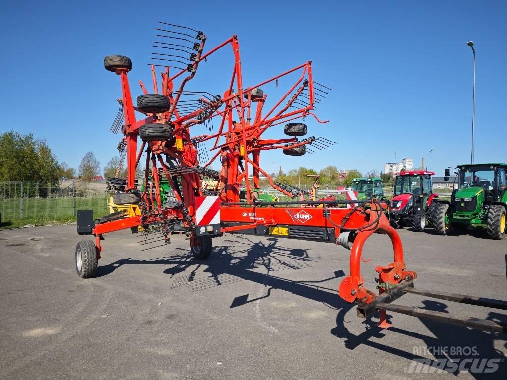Kuhn GA 8121 Riadkovače