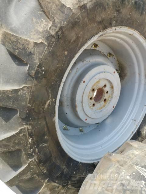 Michelin 20.8R38 Pneumatiky, kolesá a ráfiky