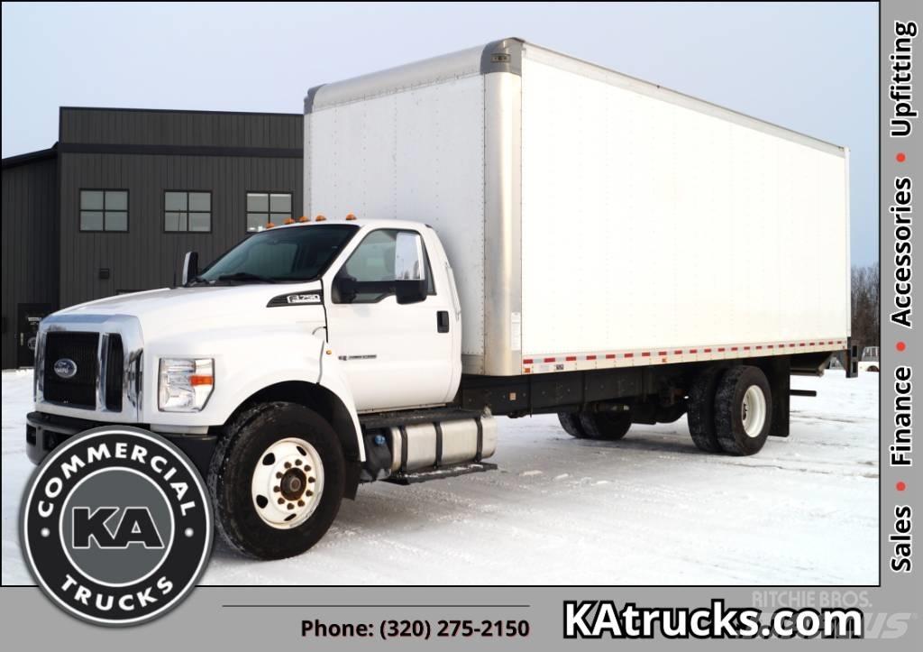 Ford F 750 Skriňová nadstavba