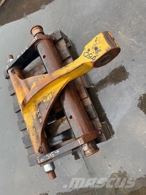 CAT 908 BUCKET LINK Rýchlospojky