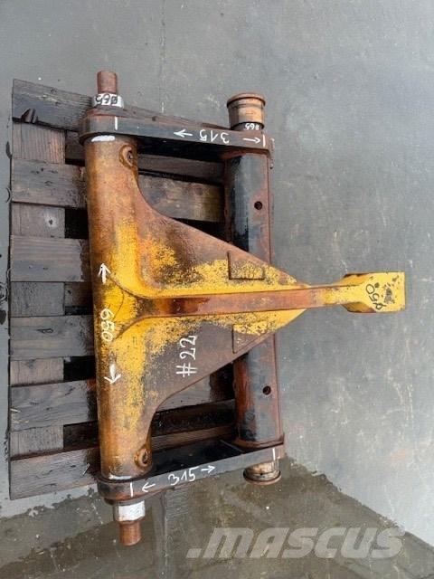 CAT 908 BUCKET LINK Rýchlospojky