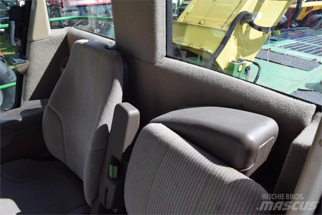 John Deere 7400 Samochodné kosačky