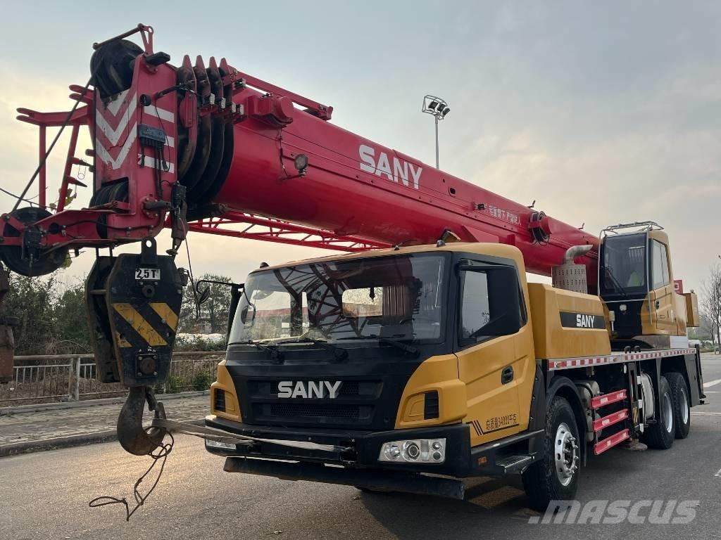 Sany STC 250 S Univerzálne terénne žeriavy