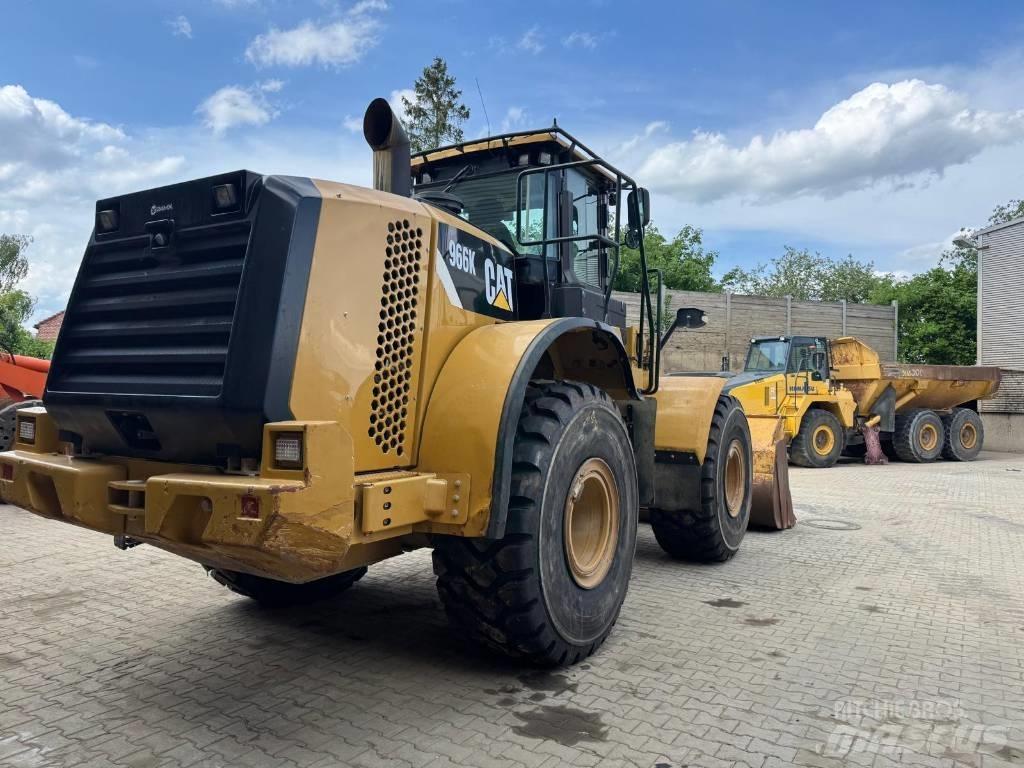 CAT 966 K Kolesové nakladače