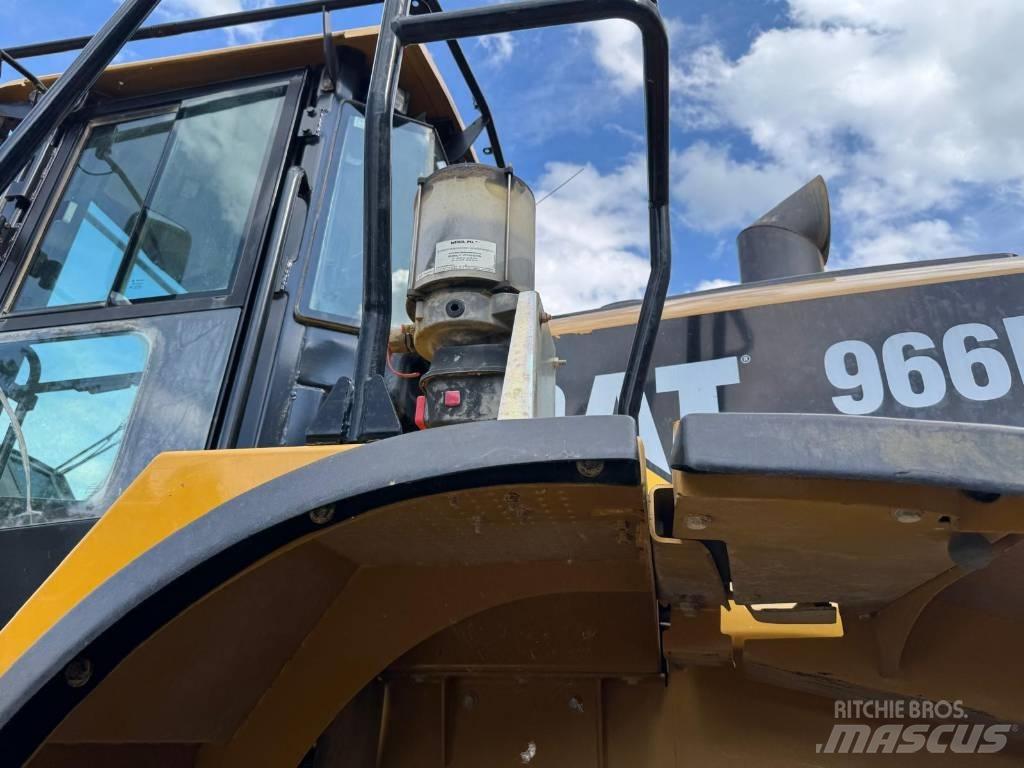 CAT 966 K Kolesové nakladače