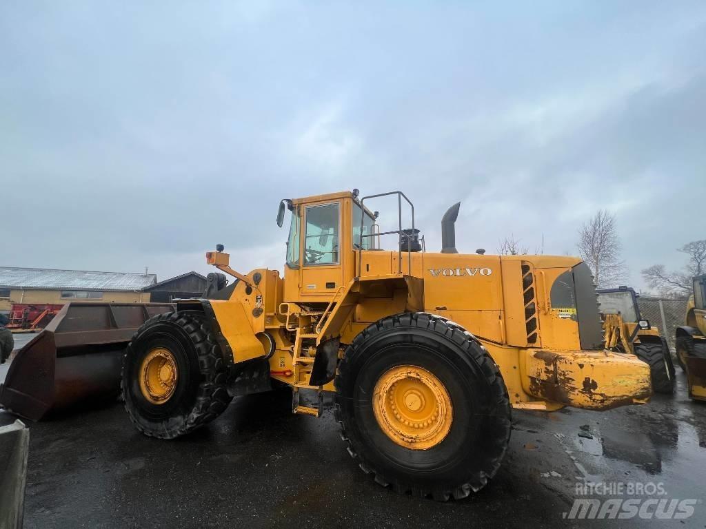 Volvo L 220 E Kolesové nakladače