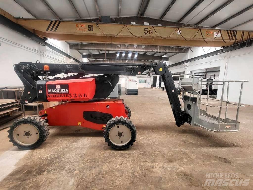 Manitou ManGo 12 Kĺbové plošiny